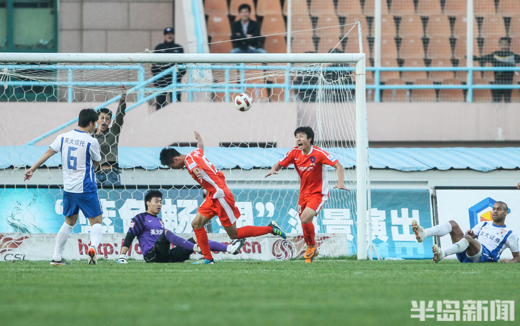 中超联赛青岛德比出场录像,中超青岛西海岸vs河南队观众人数