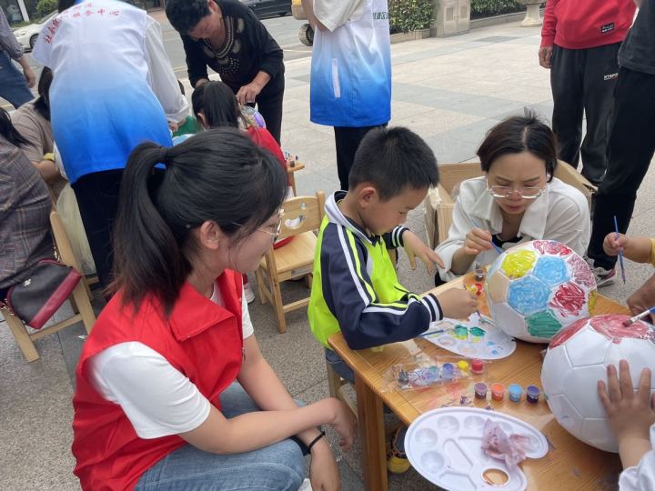 河庄幼儿园教育集团开展“七彩沙”行动