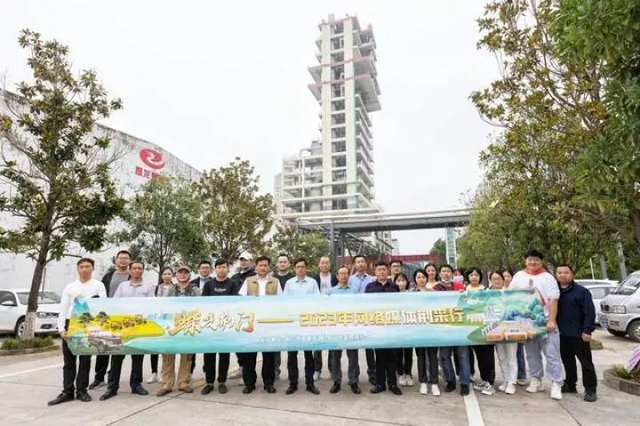 铦跺彉缁胯壊宸ュ巶,铦跺彉鑽嗛棬