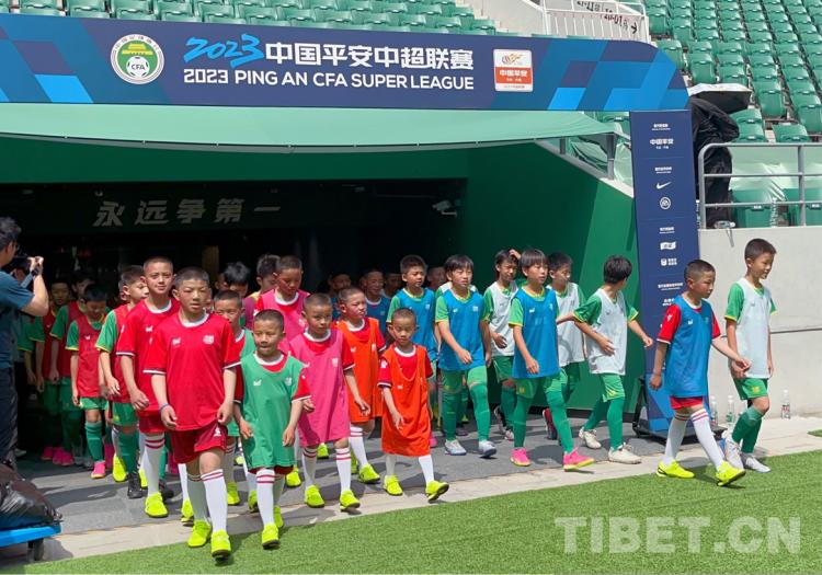 首都之旅第一日,首都之旅1000字