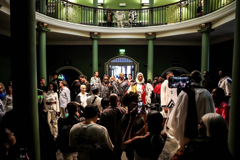 umbro茵宝新款,umbro茵宝联名款走秀