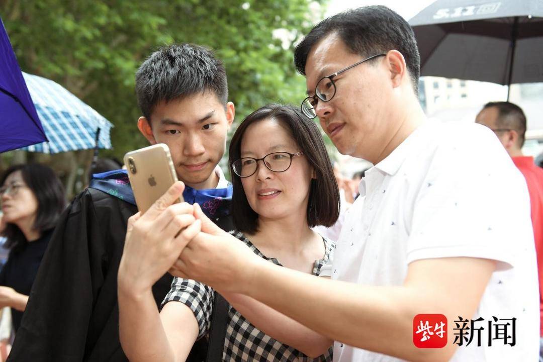 南京金陵中学2018毕业,南京市江宁区麒麟门中学毕业典礼