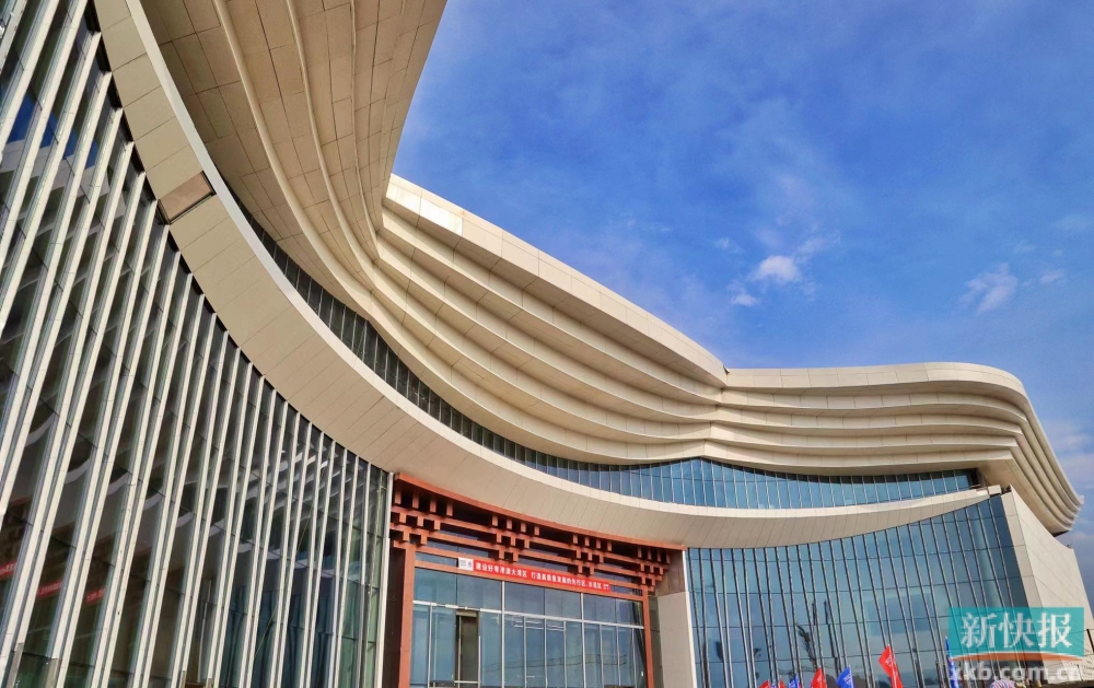 好一朵“木棉花”，国际金融论坛（IFF）永久会址全面进入室内软装