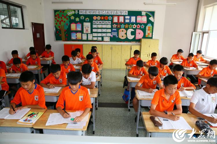 鲁能足校大部分学生的出路,鲁能足校以感恩之名