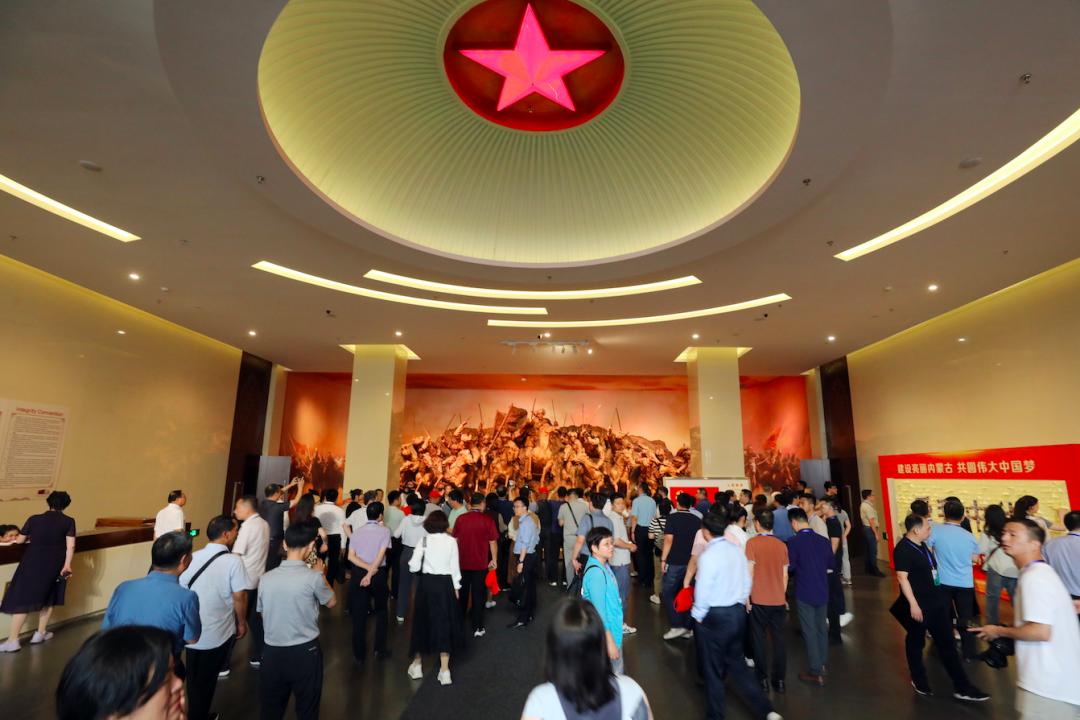 兴安日报｜全国地市百家媒体眼中，岭上兴安石榴花开正艳