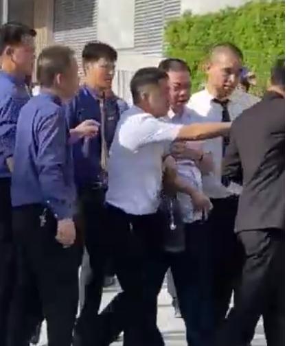 宝能集团姚振华回应传闻,宝能回应姚振华没下落不明