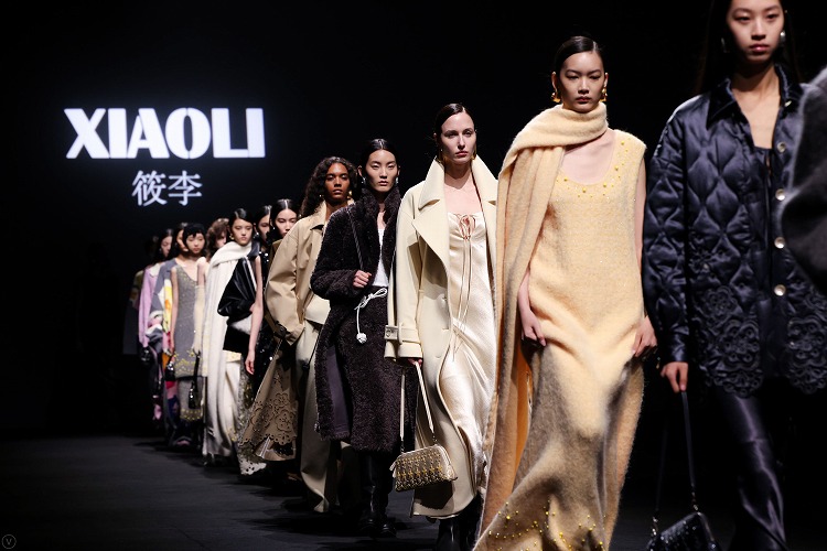 2024上海时装周闭幕秀明星,2023上海时装周全场最亮点