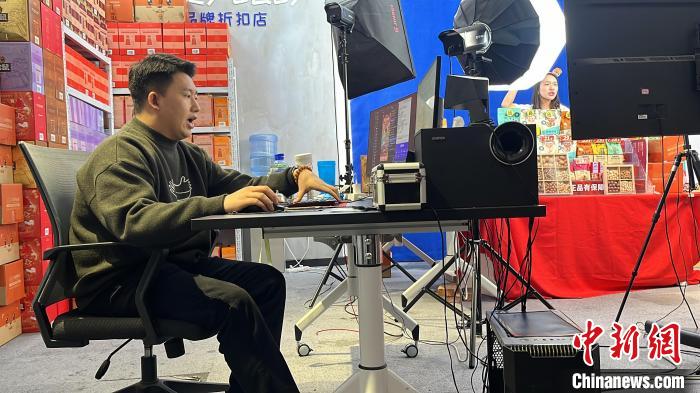 电商捧哏技巧,学会三句话胜过一万句