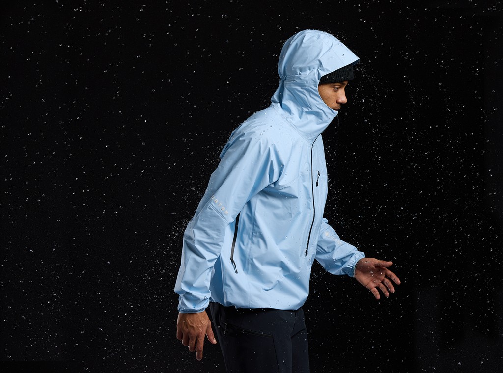 burtonaura滑雪服,23款burton大热滑雪服