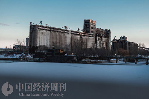 年轻人越来越喜欢摄影,记录生活复古相机推荐