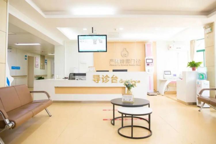 龙年生宝宝准备什么衣服,龙年生宝宝准备什么