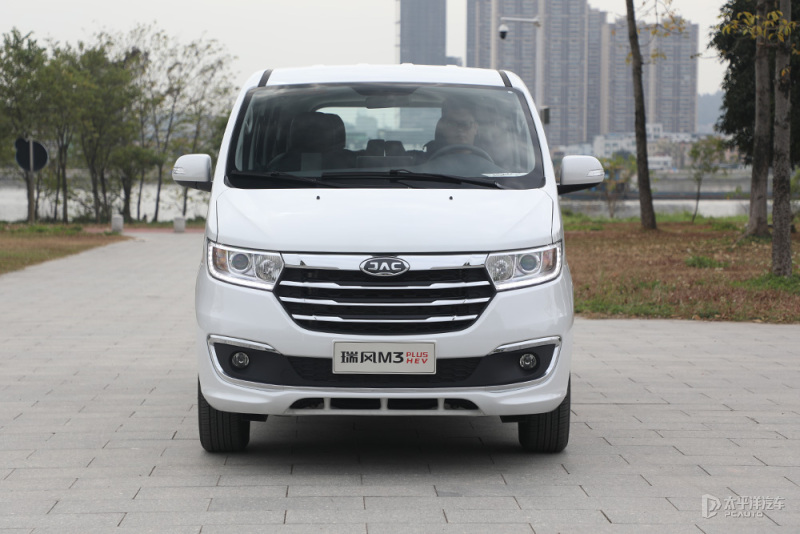 10万左右大空间mpv,10多万空间最大的mpv混动